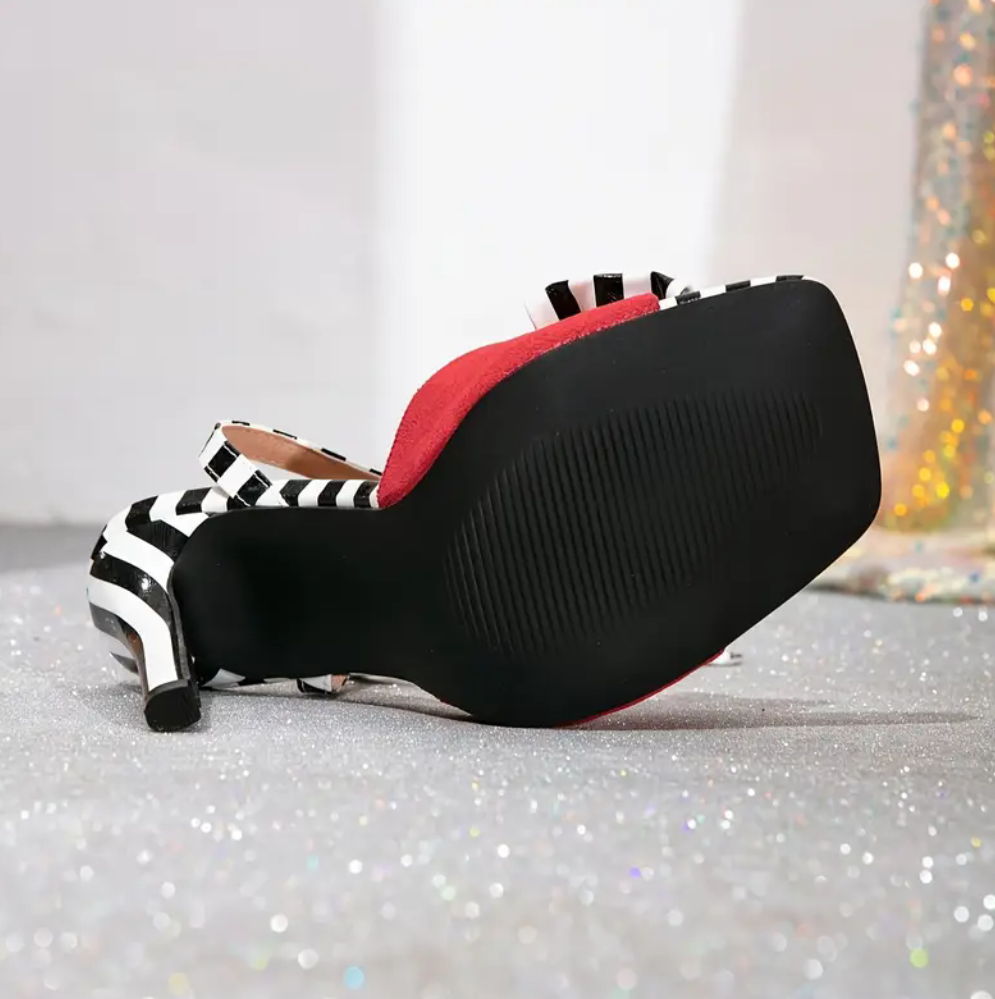 Women's red bow tie shoe