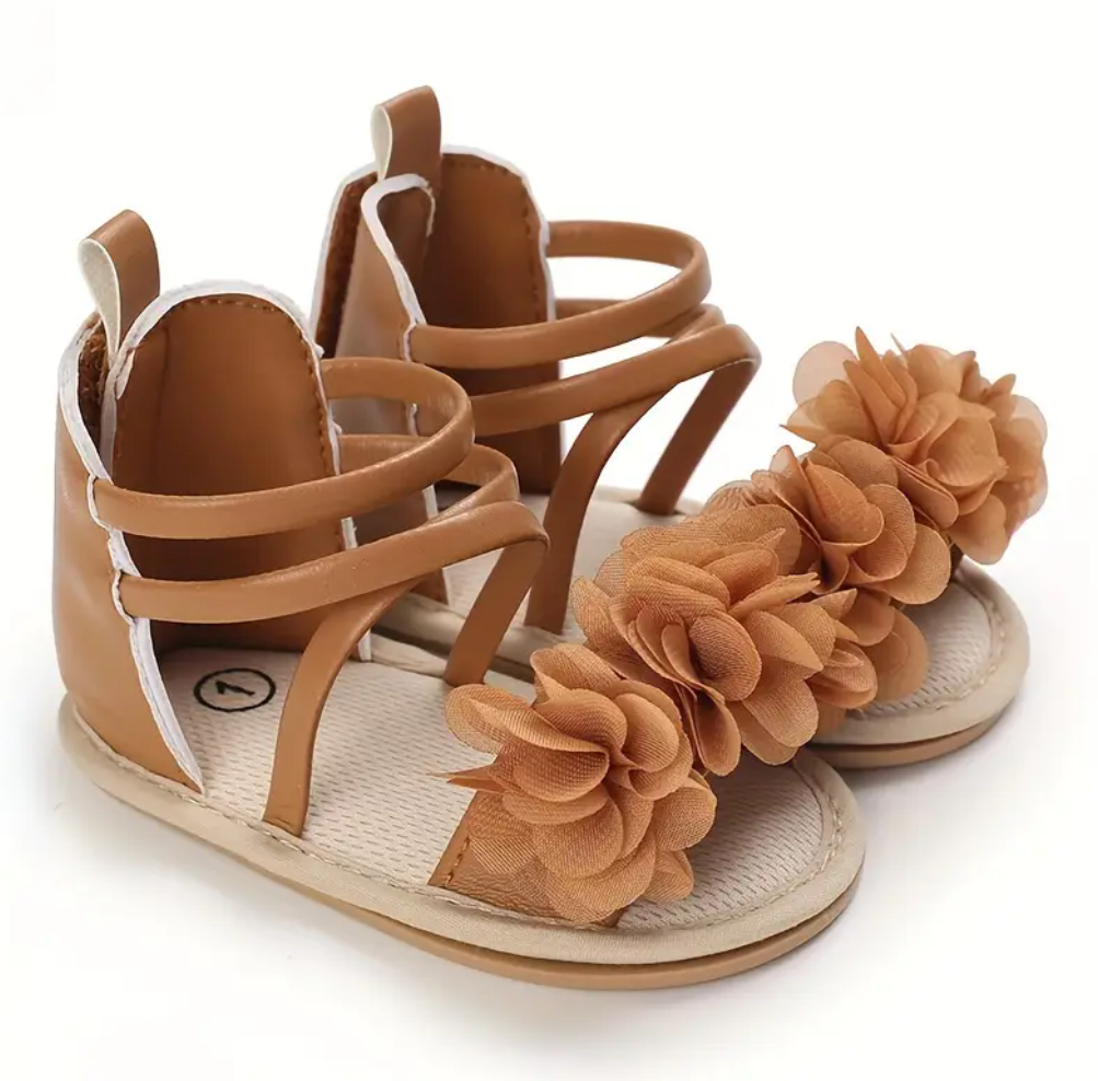 Girl strap sandals