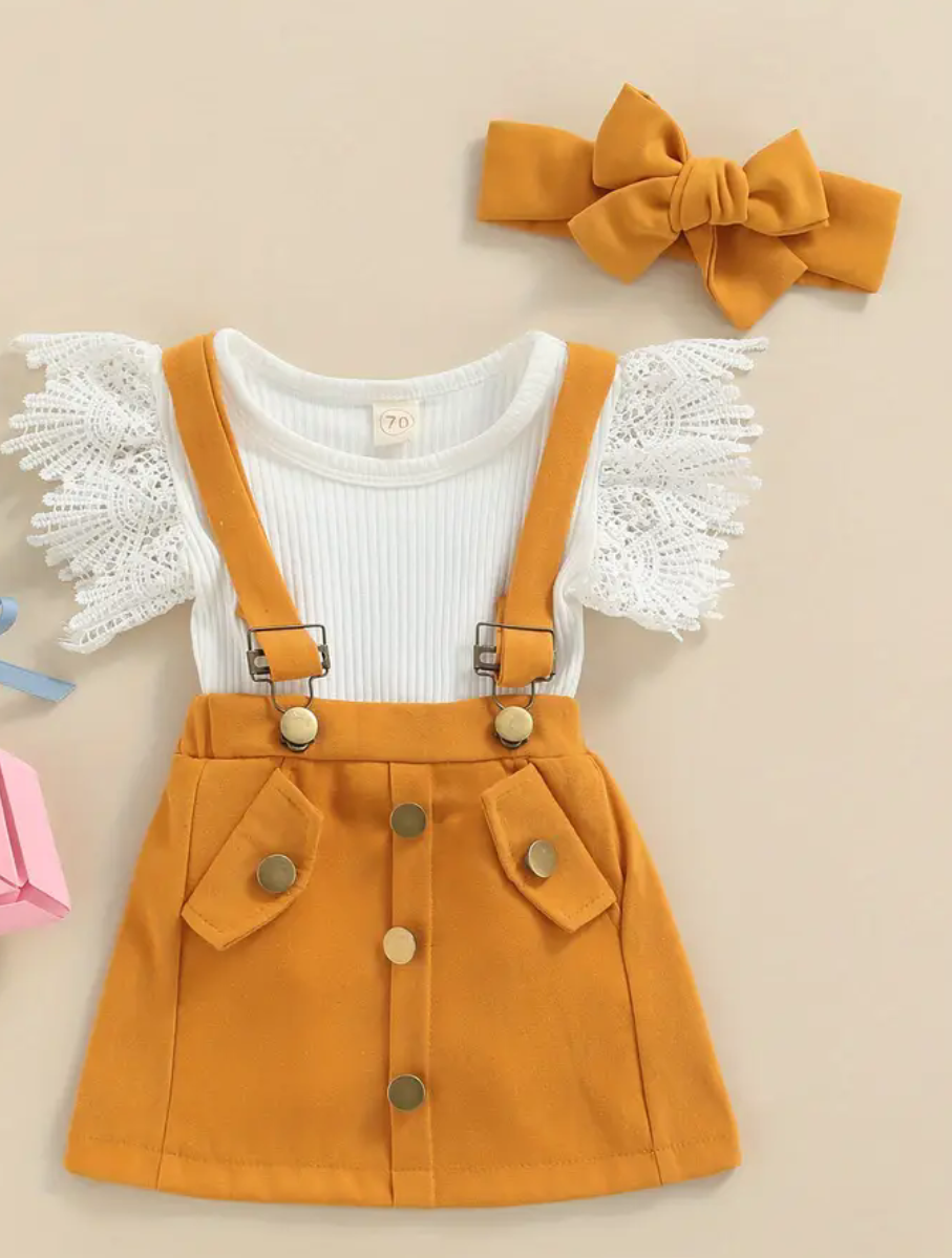 Girls cute suspender skirt three piece set