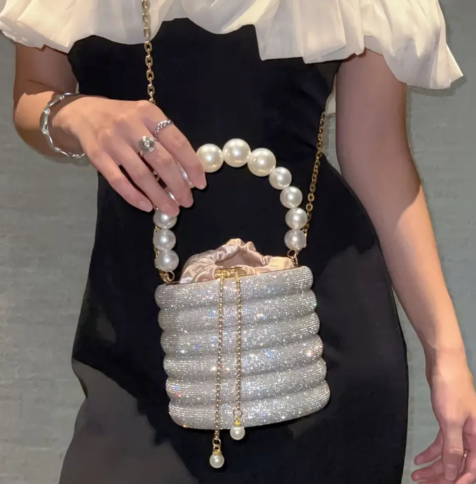 Women's elegant bag