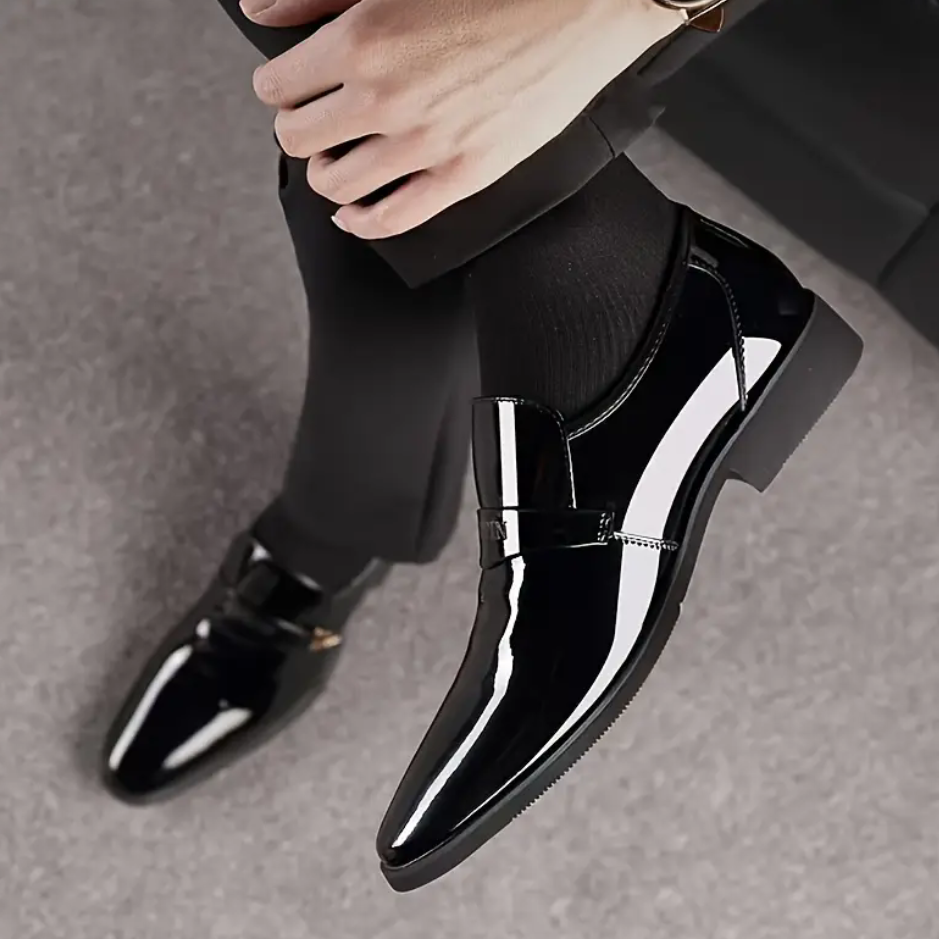 Men's business shoes